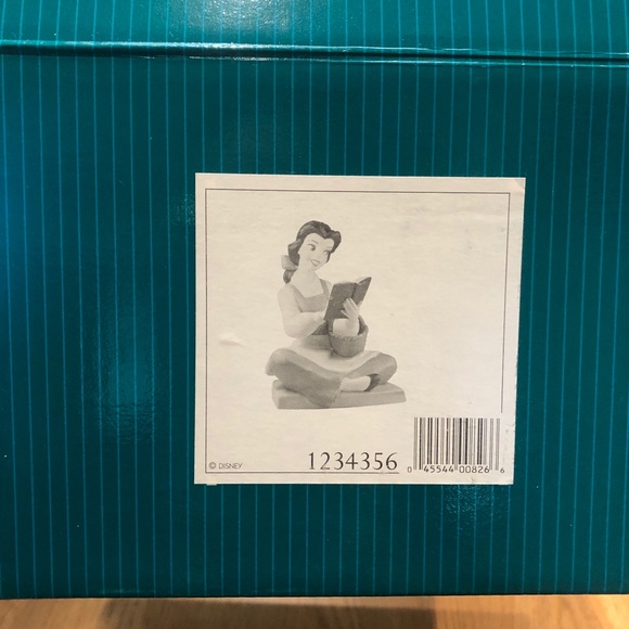 Bookish Beauty Belle Collectible - Picture 8 of 9